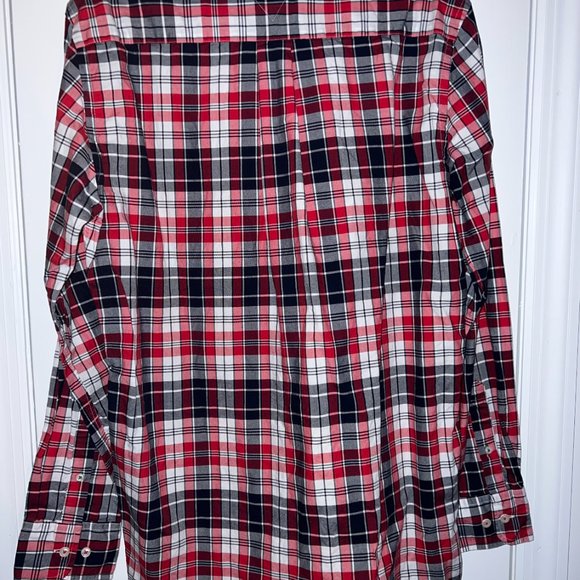 Tommy Hilfiger Plaid Casual Button Down Shirt - Picture 2 of 3